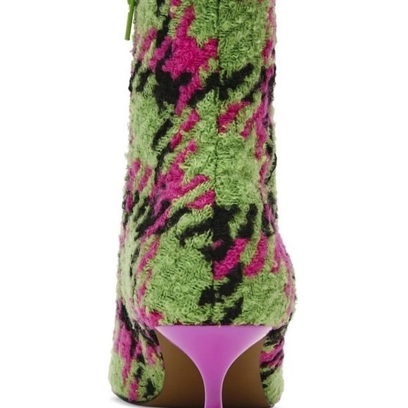 🔹️Betsey Johnson🔹️Green and Pink Parkker Houndstooth  Ankle Booties - Picture 3 of 5